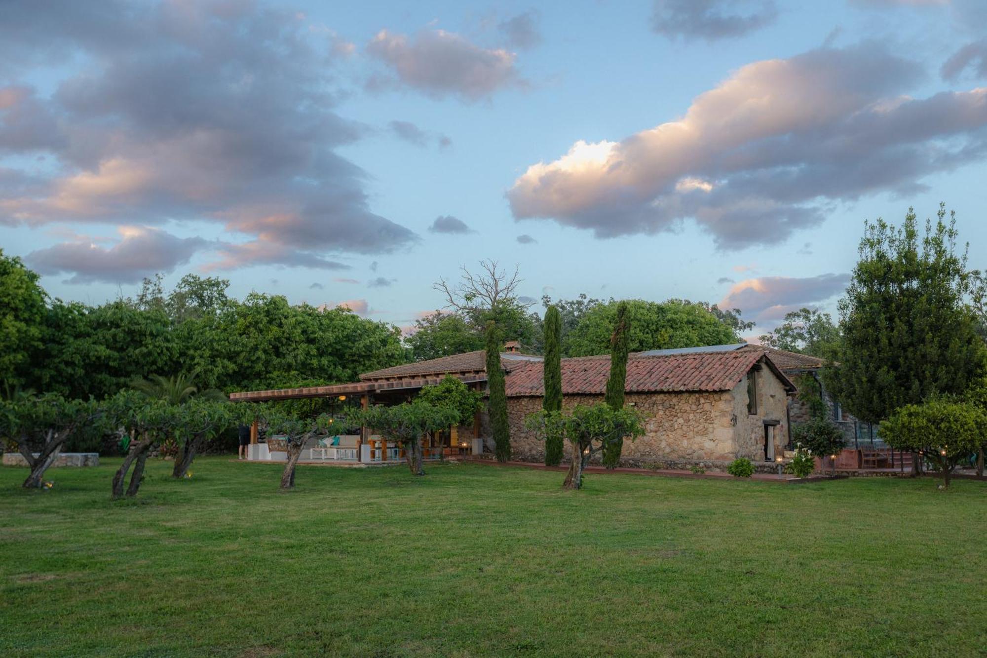 Finca Aprisco De Candeleda Luaran gambar
